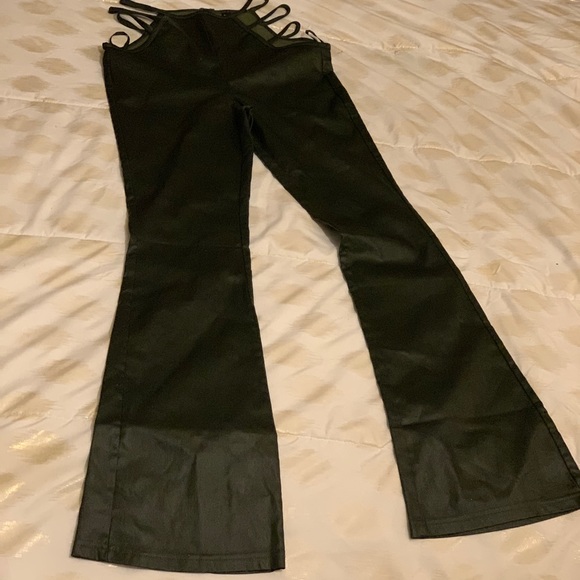 Pants - Picture 3 of 3